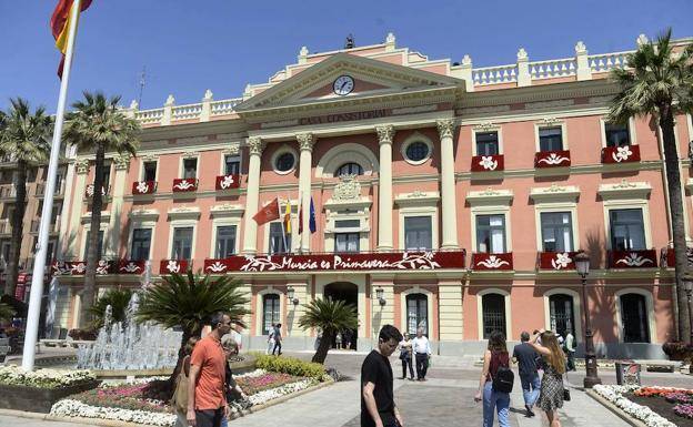 El Ayuntamiento de Murcia convoca 172 plazas de ordenanza y 109 de conserje de colegio para 2019